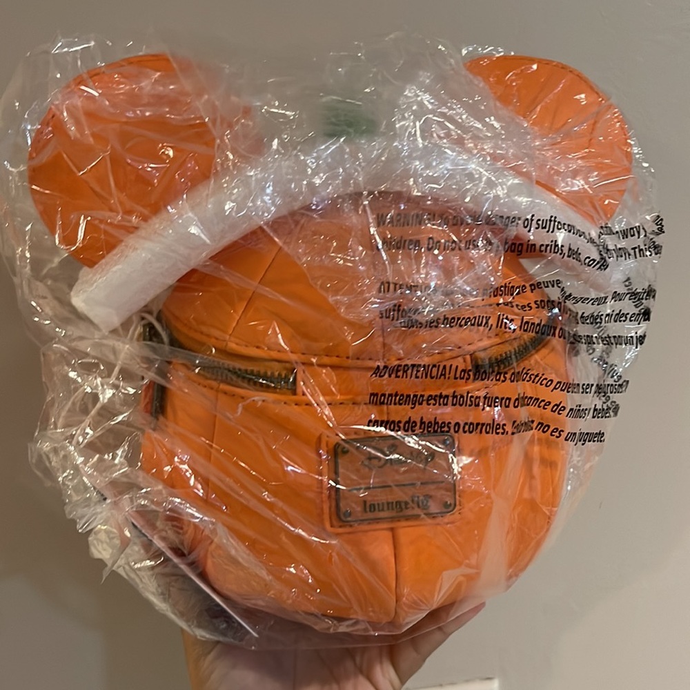 Disney Mickey pumpkin loungefly BRAND NEW! - Picture 2 of 3